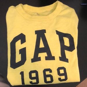 😎EUC, Nike/Gap bundle